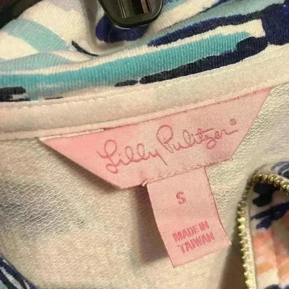Lilly Pulitzer Nautical Pull Over w/ front Pockets size Small - Picture 2 of 8